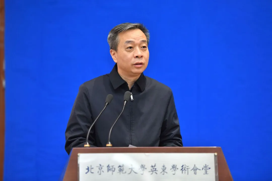 成人短视频
副校长 康震.jpg